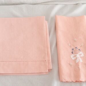 Vintage Blush Runner + Embroidered Bow Accent